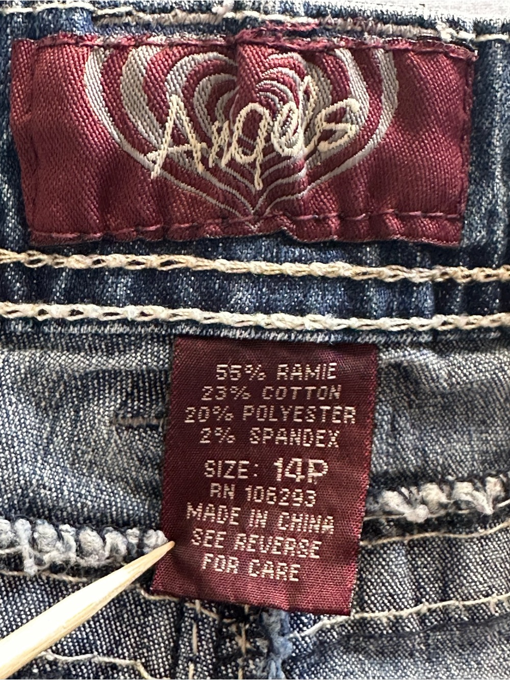 Angels Embellished Denim Capri Jeans Women’s Size 14P Y2K Bling Western Cowgirl - Picture 6 of 11